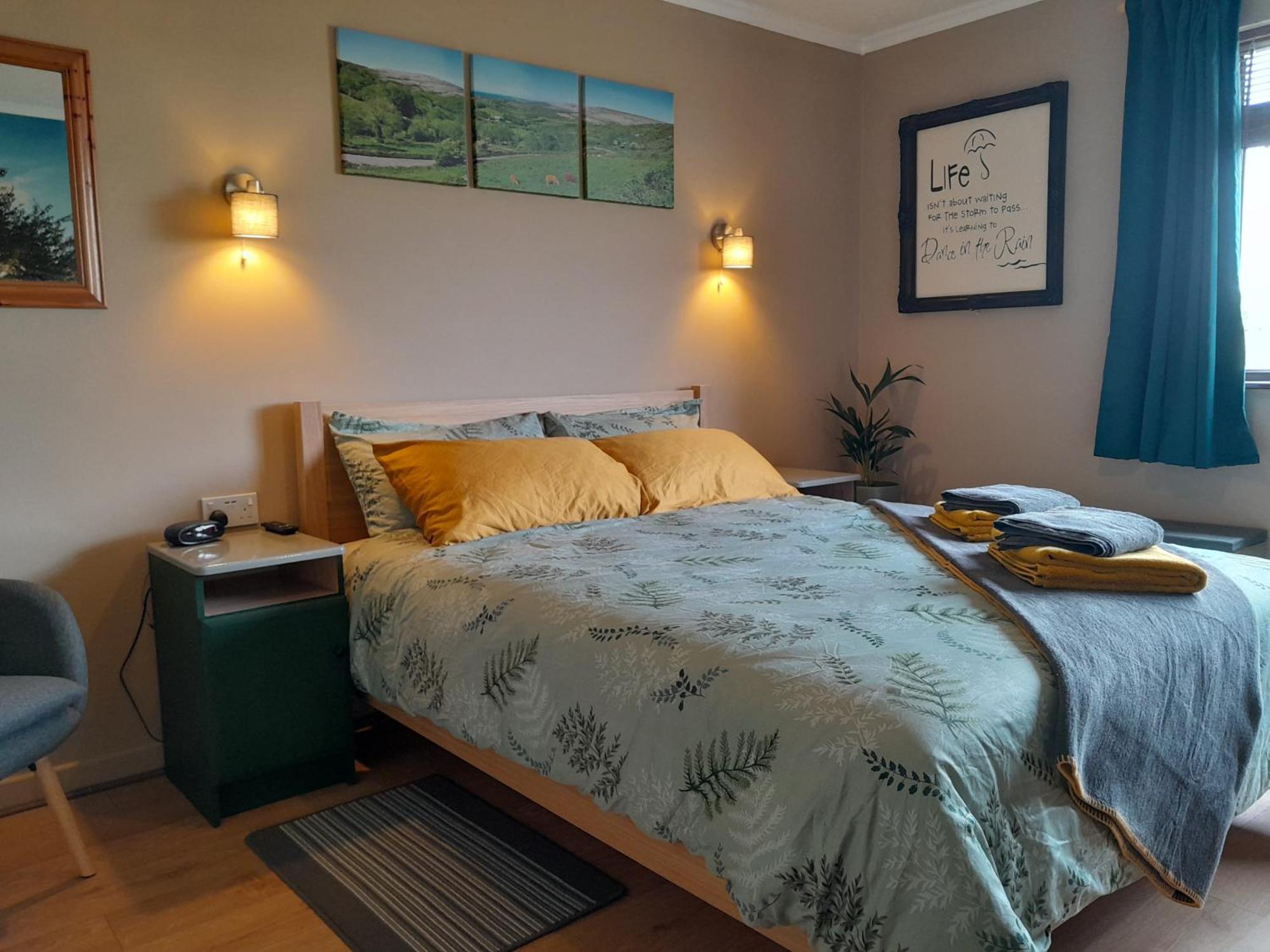Slieve Elva B&B Лісдунварна Екстер'єр фото